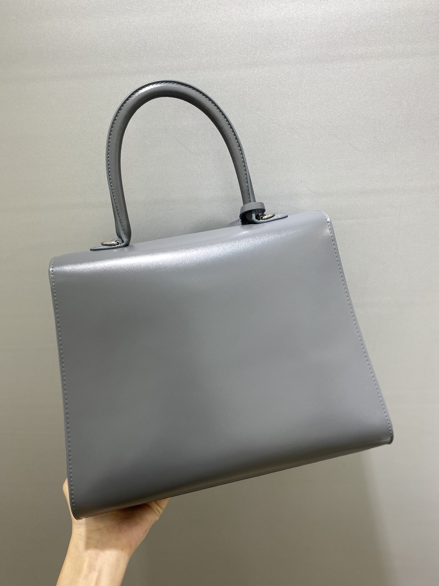 델보 브리앙 박스백 미듐